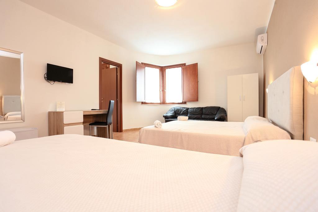 Superior Triple Room Sea View